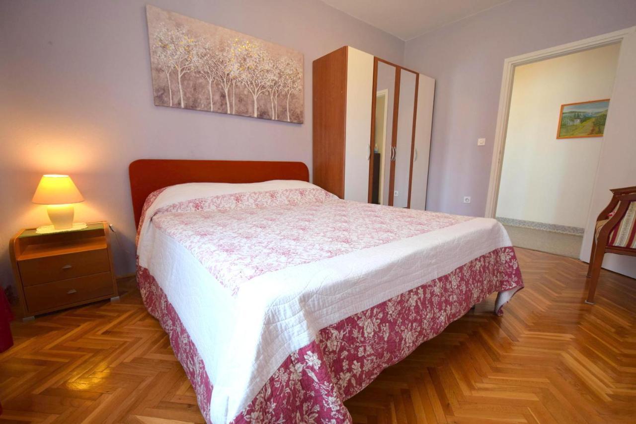 Apartment Mila Малинска Экстерьер фото